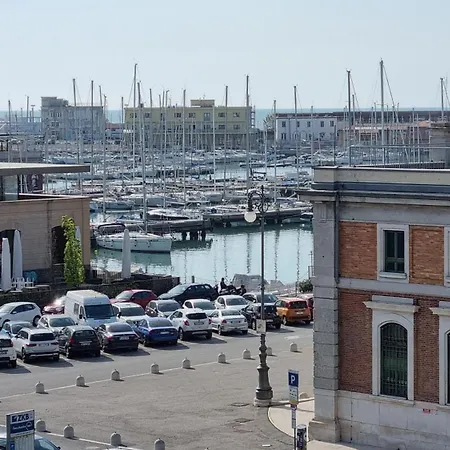 Nazario Sauro 20 Trieste