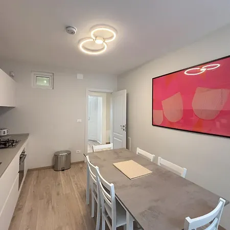 Appartement Nazario Sauro 20