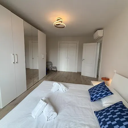 Appartement Nazario Sauro 20 Trieste